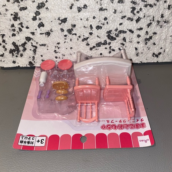 Doll House Kitchen/Dining Set, Colors: Pink, White, Purple & Tan, - Picture 6 of 9